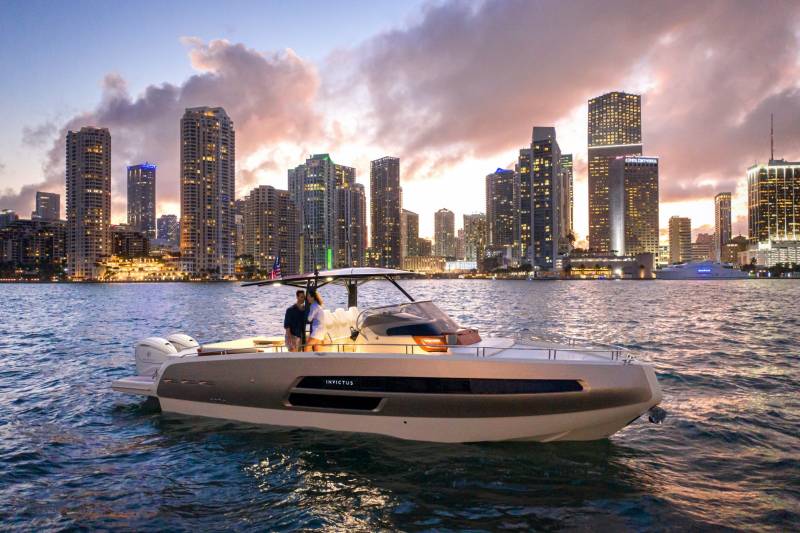 INVICTUS 370 GTS