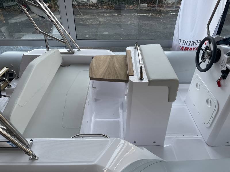 TEMPEST 630 S DISPONIBLE DE SUITE