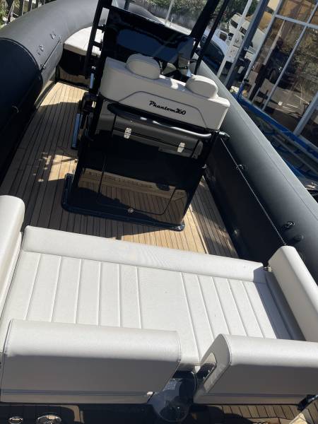 PHANTOM 260 ! PROMOTION ! 140 000 € !