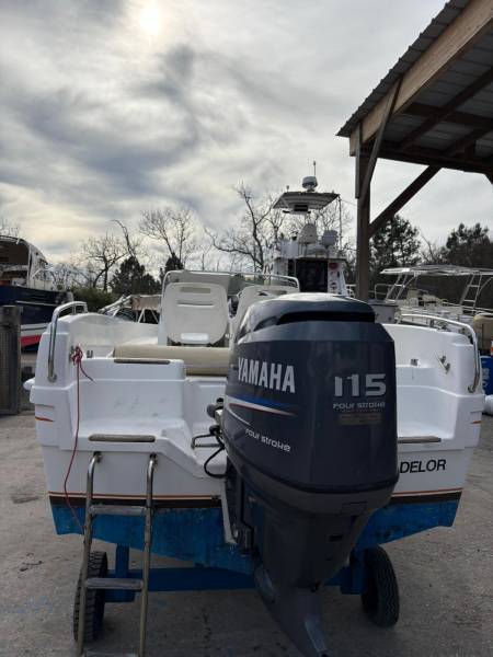 B2 Marine Cap Ferret 552 SWA